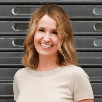 Angie Steen Headshot